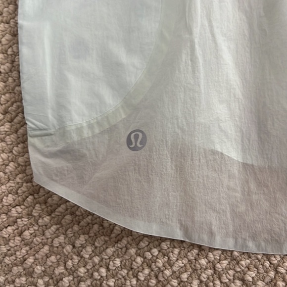 NWT Lululemon step out short - Picture 3 of 7